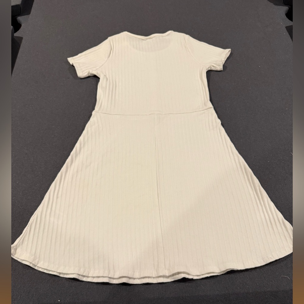 White Ribbed Button-Front Dress - Girls XL (14/16) - Picture 12 of 12